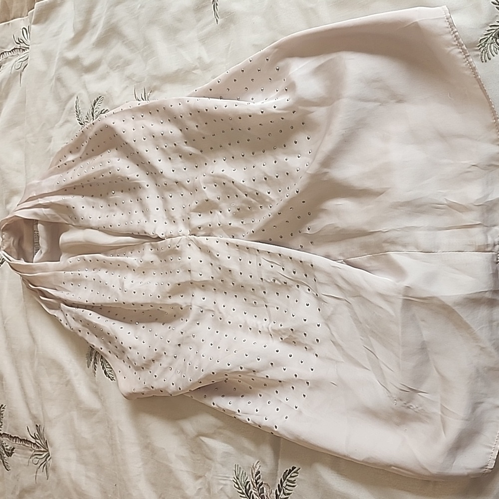 Jennifer Lopez silky top